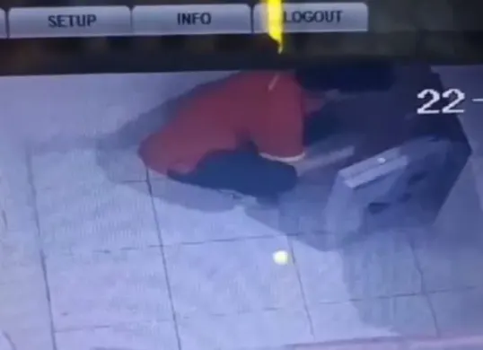 Seorang karyawan minimarket di Kebon Jeruk, Jakarta Barat, mencuri uang brankas tempatnya bekerja. (Sumber: Dok. Istimewa)