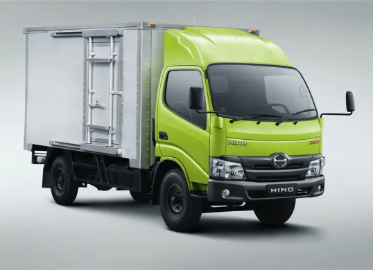 Ilustrasi Hino Motors Sales Indonesia menegaskan bahwa penguatan industri tidak hanya dilakukan dari sisi produksi, tetapi juga layanan kepada pelanggan (Sumber: Hino)