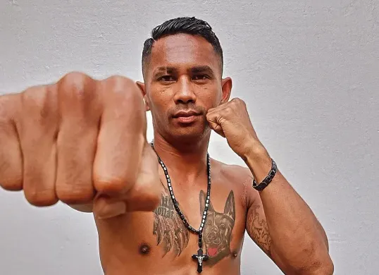 Hendrikus Rahayaan atau dikenal dengan julukan “Key Bad Boy” berhasil diamankan usai diduga terlibat kasus penikaman Ketua DPD II Partai Golkar Maluku Tenggara, Nus Kei. (Sumber: Instagram/@hendrikus.rahayaan)