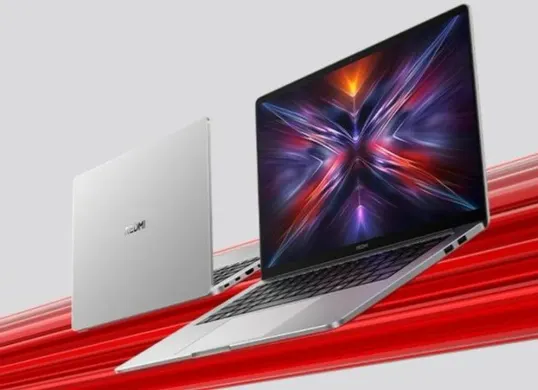 Redmi Book 2026 hadir dalam dua ukuran layar dengan desain minimalis, mengandalkan Intel Core Ultra 5 dan fitur AI untuk mendukung produktivitas harian. (Sumber: Dok/Xiaomi)