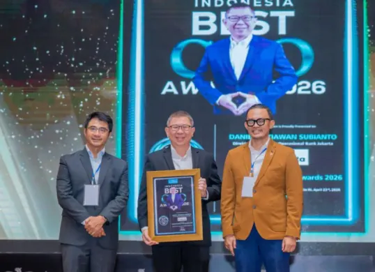 Bank Jakarta meraih dua penghargaan bergengsi dalam ajang Indonesia 50 Best Chief Executive Officer Awards dan Indonesia Best Chief Operations Officer Awards 2026. (Sumber: Istimewa)