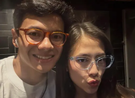 Musisi muda Tsaqib, ramai diperbincangkan setelah dikaitkan dengan isu kehamilan yang menyeret kekasihnya, Adhisty Zara. (Sumber: Instagram/@tsaqqib)