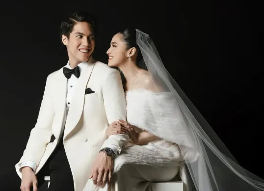 Stasiun televisi SCTV resmi mengumumkan jadwal siaran langsung rangkaian prosesi pernikahan El Rumi dan Syifa Hadju. (Sumber: Instagram/@elelrumi)