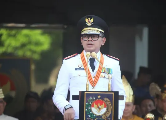 Wamendagri Bima Arya dorong tata kelola pemerintahan efektif dan efisien pada peringatan Hari Otonomi Daerah ke-30, Senin, 27 April 2026. (Sumber: Dok. Kemendagri)