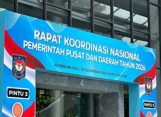 Pintu masuk Rakornas Pemerintah Pusat dan Daerah di SICC Bogor yang balal digelar, Senin 2 Februari 2026. (Sumber: Dok. Pemkab Bogor)