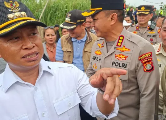 Wali Kota Depok Supian Suri didampingi unsur Forkompimda kepada wartawan. (Sumber: Poskota/Angga Pahlevi)