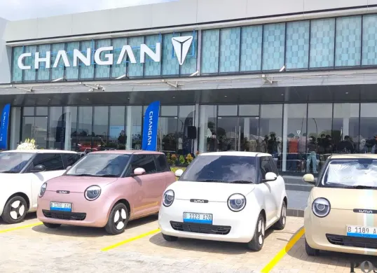 Dealer Changan di PIK, Jakarta. (Sumber: Poskota/Erwan Hartawan)