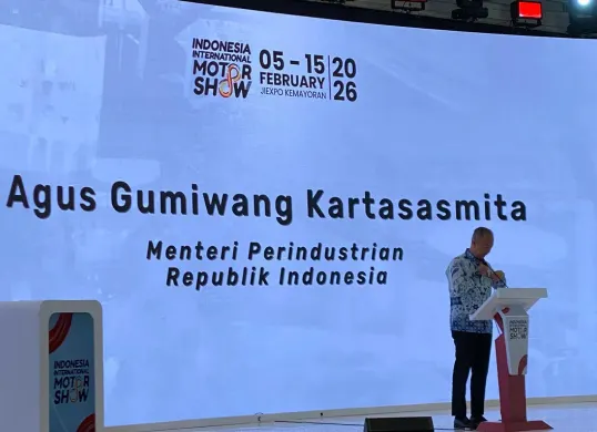 Menteri Perindustrian Agung Gumiwang Kartasasmita membuka pameran otomotif IIMS 2026 di JIExpo Kemayoran, Jakarta (Sumber: Poskota/Herdyan Anugrah Triguna)