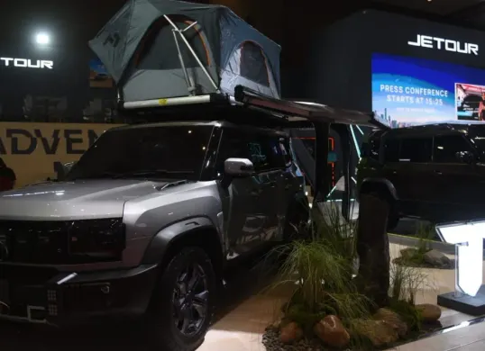 Mobil JETOUR T2 dijual dengan harga khusus Rp568 juta di IIMS 2026, JIExpo, Kemayoran, Jakarta Pusat. (Sumber: Dok. JETOUR)