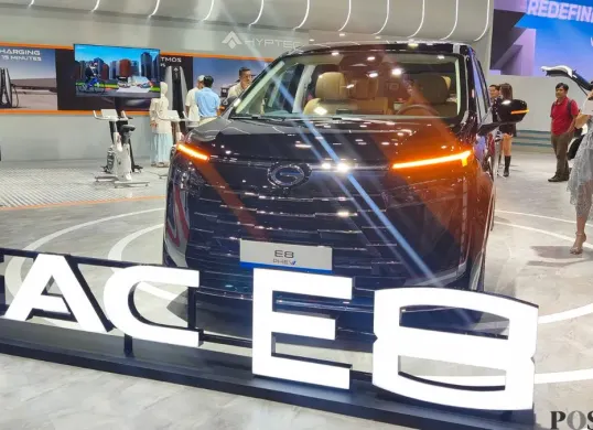 GAC E8 resmi diperkenalkam di IIMS 2025. (Sumber: Poskota/Erwan Hartawan)