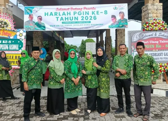 Para guru madrasah inpassing saat menghadiri acara Harlah PGIN ke 8 tahun. (Sumber: Dok. PGIN Banten)