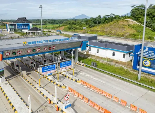 Salah satu pintu tol Serang-Pandeglang di Kabupaten Lebak. (Sumber: Dok. PT Wika)