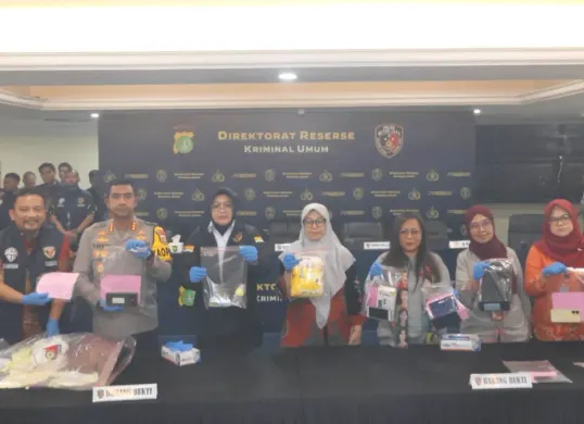 Konferensi pers kasus perdagangan anak yang diungkap Polres Metro Jakarta Barat, Jumat, 6 Februari 2026. (Sumber: Istimewa)