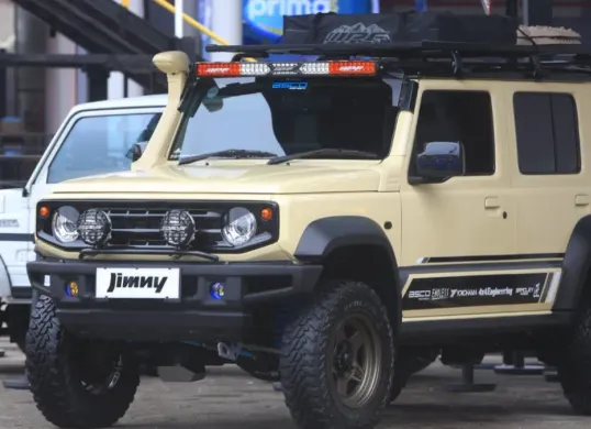 Saksikan Jimny Custom Contest di IIMS 2026, ajang kreativitas modifikasi Suzuki Jimny dari berbagai generasi dan gaya, dipamerkan langsung di booth Suzuki. (Sumber: Suzuki)