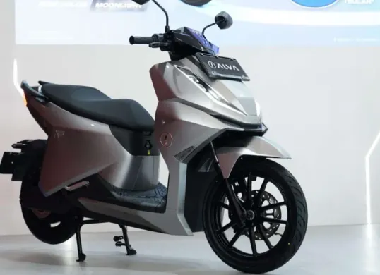 Ilustrasi penghentian subsidi motor listrik Rp7 juta sempat berdampak pada penjualan Alva. (Sumber: Alva)