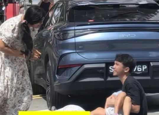 Dua WNI alami kecelakaan di Singapura, bocah enam tahun tewas ditabrak mobil. (Sumber: Instagram/@nowdots)