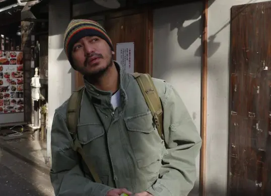 Pemilik brand lokal Thanksinsomnia, Mohan Hazian, yang tengah viral di X (sebelumnya Twitter) karena diduga melakukan pelecehan seksual. (Sumber: Instagram/@mohanhazian)