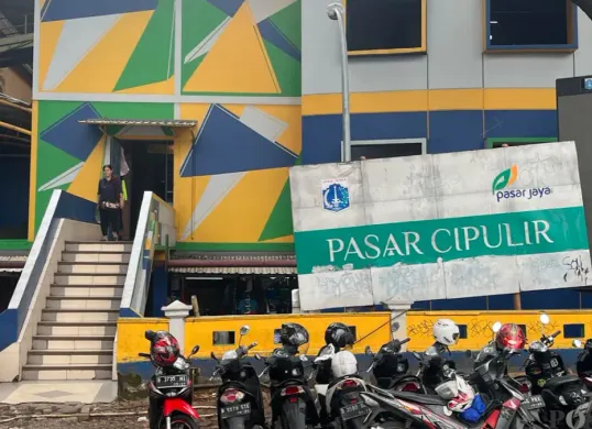 Potret Pasar Cipulir, Kebayoran Lama, Jakarta Selatan. (Sumber: Poskota/Pandi Ramedhan)