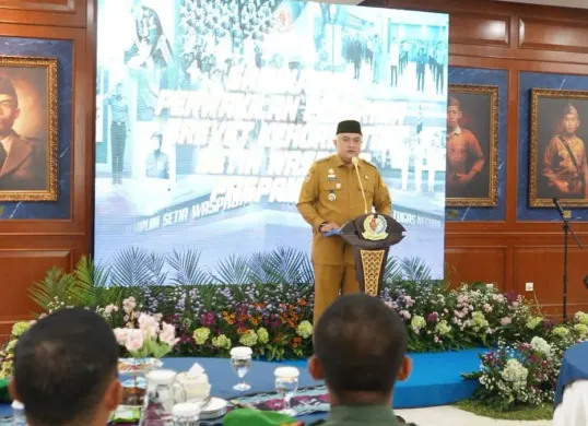Bupati Bogor, Rudy Susmanto menerima penghargaan dari Paspampres di Mako Paspampres Jakarta, Rabu, 11 Februari 2026. (Sumber: Dok. Istimewa)