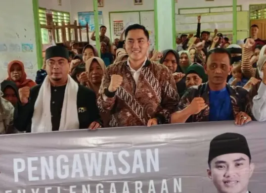 Anggota DPRD Jabar, Abdul Karim saat pelaksanaan kegiatan Pengawasan Penyelenggaraan Pemerintahan di Desa Bojonglarang, Kecamatan Cijati, Kabupaten Cianjur. (Sumber: Dok. Istimewa)