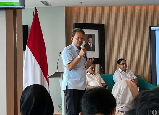 Direktur Utama Food Station Tjipinang Jaya, Dodot Tri Widodo saat di Balai Kota Jakarta, Rabu, 11 Februari 2026. (Sumber: Poskota/M. Tegar Jihad)