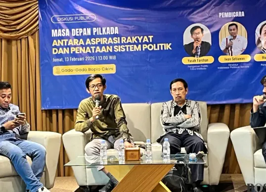 Pengamat Politik dan Sosial saat diskusi bertajuk "Masa Depan Pilkada: Antara Aspirasi Rakyat dan Penataan Sistem Politik" di Cikini, Jakarta Pusat, Jumat, 13 Februari 2026. (Sumber: Poskota/M Tegar Jihad)
