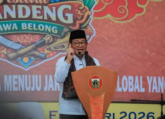 Gubernur Jakarta, Pramono Anung membuka festival ikan bandeng Rawa Belong di Jakarta Barat, Sabtu, 14 Februari 2026. (Sumber: Dok. Pemprov Jakarta)