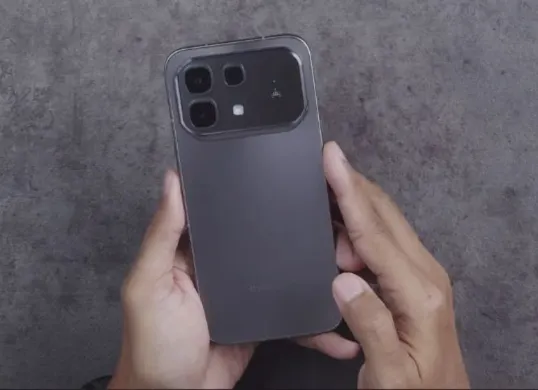 Infinix Note 60 Pro dikabarkan hadir dengan performa kencang, layar halus 120Hz, dan baterai besar. (Sumber: YouTube/Droidlime)