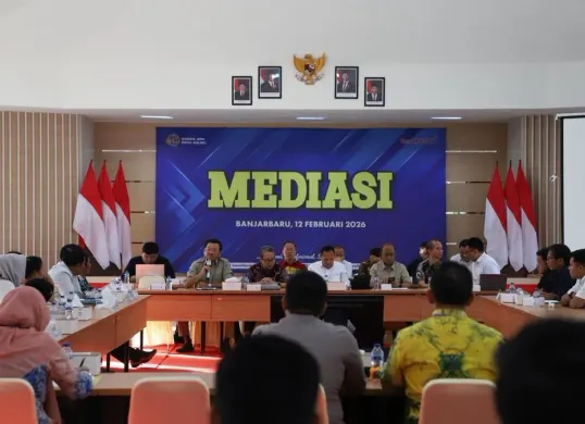 Mediasi sengketalahan antara warga Desa Bekambit dan Desa Bekambit Asri dengan PT Sebuku Sejaka Coal (SSC) di Kalimantan Selatan. (Sumber: Kementerian ATR//BPN)