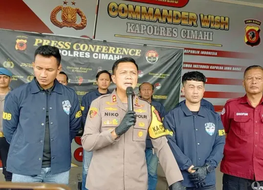 Polres Cimahi melaksanakan gelar perkara, Minggu 15 Februari 2026. (Sumber: Poskota/Gatot Poedji Utomo)