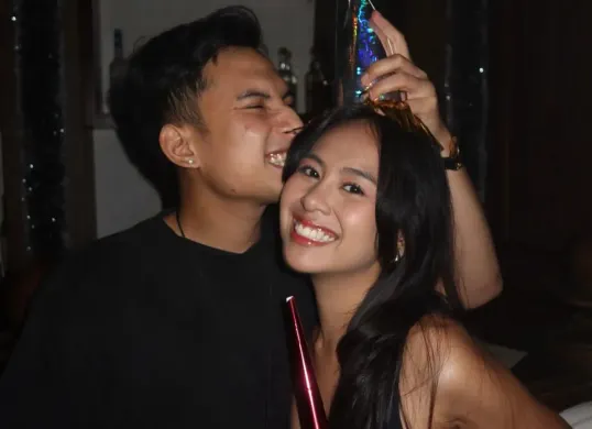 Sosok pacar baru Niko Al Hakim alias Okin, Ananda Zhafira, tengah menjadi sorotan usai diisukan mencegah mengahdiri momen anak. (Sumber: Instagram/@nandazhfr)