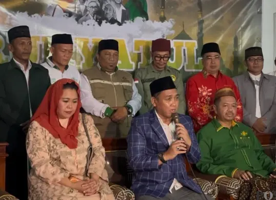 Jumpa pers pemantauan hilal di Masjid KH Hasyim Asy'ari, Cengkareng, Jakarta Barat, Selasa, 17 Februari 2026. (Sumber: Poskota/Pandi Ramedhan)