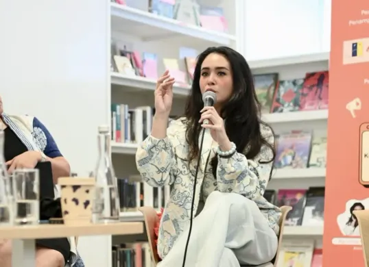 Potret Ayushita di Instagram (Sumber: Instagram/@ayushita)