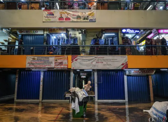 Pasar Cipulir Terendam Banjir