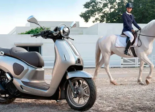 Honda meluncurkan skutik premium NWF 150 di China. (Sumber: Wuyang Honda)