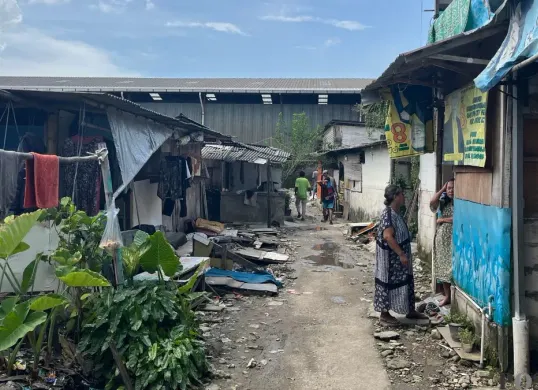 Permukiman warga di RT 02 RW 07 Kampung Bilik, Kalideres, Jakarta Barat pada Rabu, 25 Februari 2026. (Sumber: Poskota/Pandi Ramedhan)