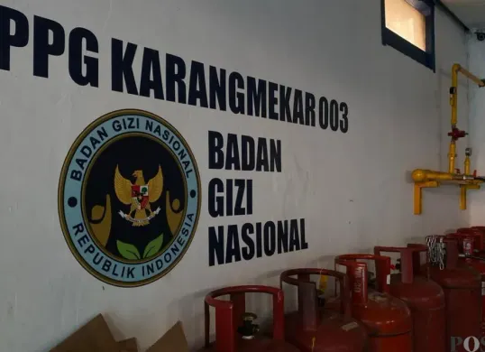 Kondisi dapur MBG di Jalan Babakan, Cimahi Tengah, Kota Cimahi. (Sumber: Poskota/Gatot Poedji Utomo)