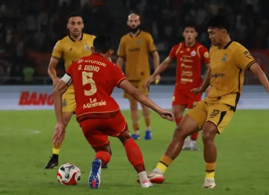 Jadwal Super League 2025/2026 pekan ke-16. (Sumber: Poskota/Bilal Nugraha Ginanjar)