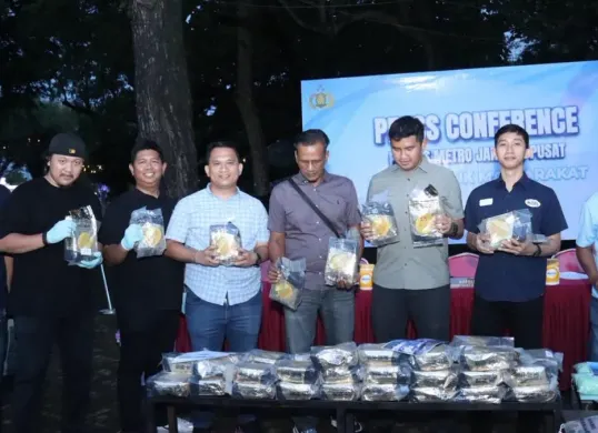 Satuan Reserse Narkoba Polres Metro Jakarta Pusat menggagalkan upaya peredaran narkotika jenis sabu seberat 50 kilogram berlabel Durian. (Sumber: Dok. Polres Metro Jakarta Pusat)