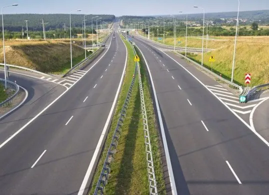 Ilustrasi Jalan Tol (Sumber: Pinterest)