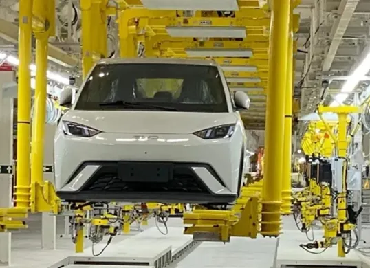 Ilustrasi penjualan BYD di Indonesia melonjak berkat insentif impor. Namun kini wajib memenuhi komitmen perakitan lokal. (Sumber: BYD)