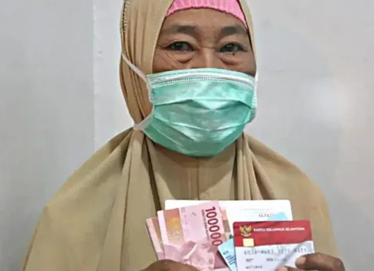 Cara daftar jadi penerima bansos 2026. (Sumber: Kemensos)