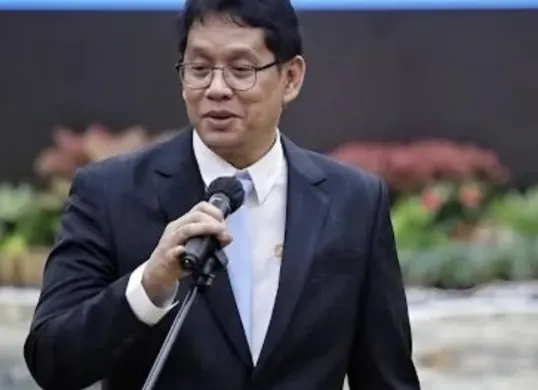 OJK Angkat Bicara soal Penarikan Rp75 Triliun oleh Purbaya dari Himbara, Likuiditas Dipastikan Aman (Sumber: Instagram)