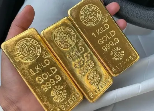 Investasi emas tidak menuntut analisis kompleks. Dengan modal kecil, masyarakat sudah bisa mulai berinvestasi, baik melalui emas fisik maupun emas digital yang kini semakin mudah diakses. (Sumber: Pinterest)