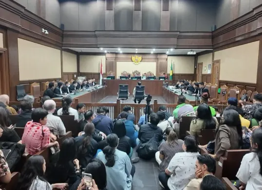 Suasana sidang pembacaan tanggapan jaksa terhadap eksepsi terdakwa Nadiem Makarim di Pengadilan Tipikor Jakarta, Kamis, 8 Januari 2026. (Sumber: Dok. Kejagung)