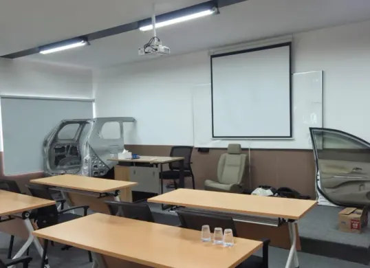 JBA menghadirkan Training Center untuk memperkuat standarisasi inspeksi kendaraan. (Sumber: JBA)