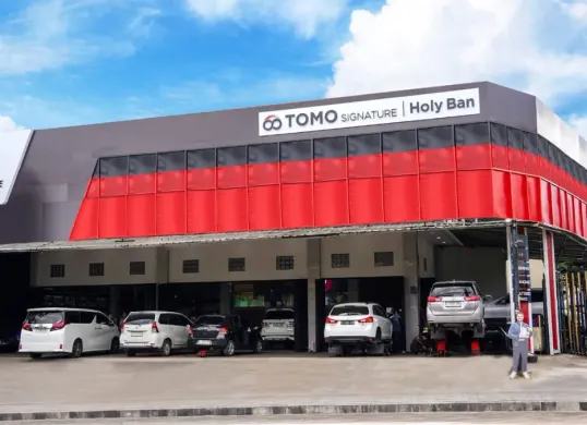 Bridgestone Indonesia membuka TOMO Signature Holy Ban di Pluit. (Sumber: Bridgestone)