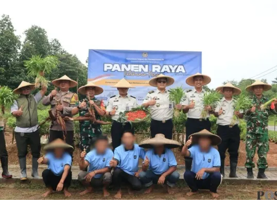 Panen Raya Rutan Kelas I Tangerang. (Sumber: Poskota/Veronica Prasetio)