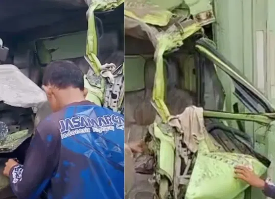 Kernet truk tewas dan sopir luka akibat kecelakaan truk box Hino di Tol Cipularang, Senin, 19 Januari 2026. (Sumber: tangkapan layar)
