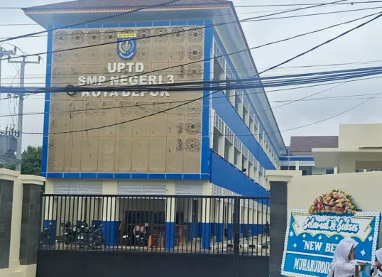 Potret suasana SMPN 3 Depok. (Sumber: Poskota/Angga Pahlevi)